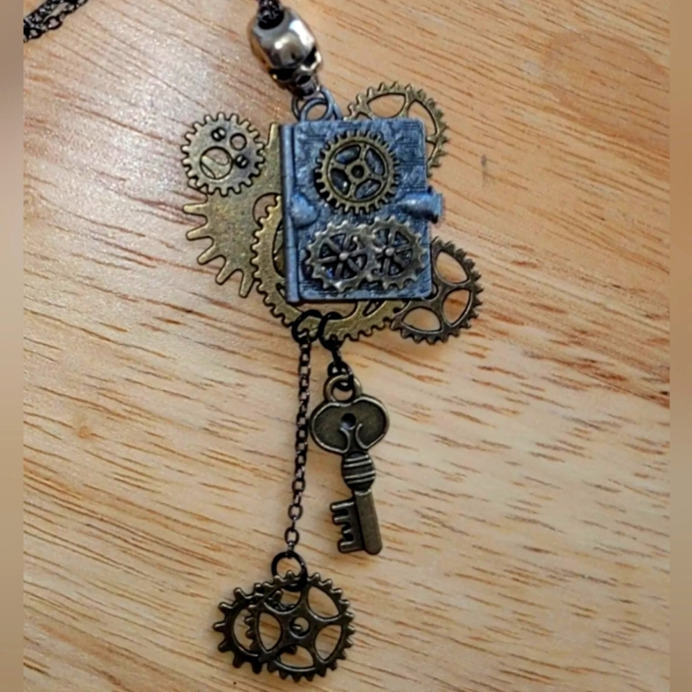 Handmade Steampunk Victorian Punk Notebook Machinery Necklace